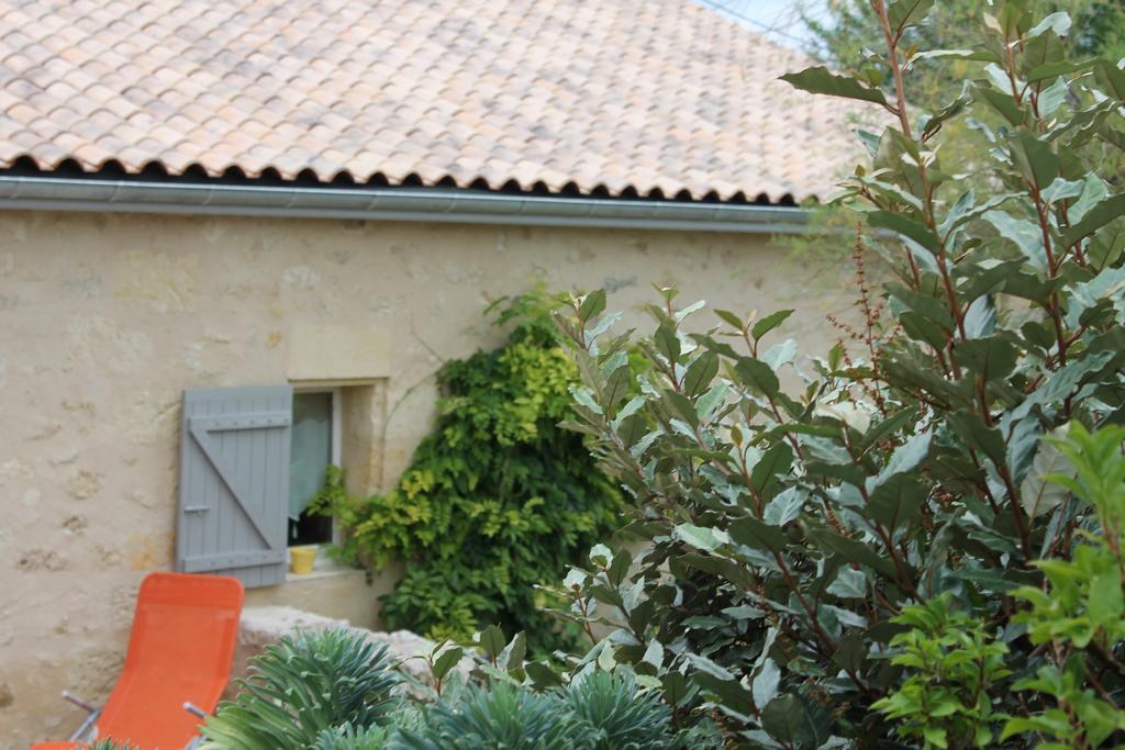 Chateau Nardou Saint-Sulpice-et-Cameyrac Exterior photo