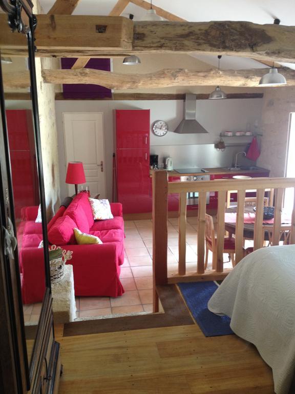 Chateau Nardou Saint-Sulpice-et-Cameyrac Room photo