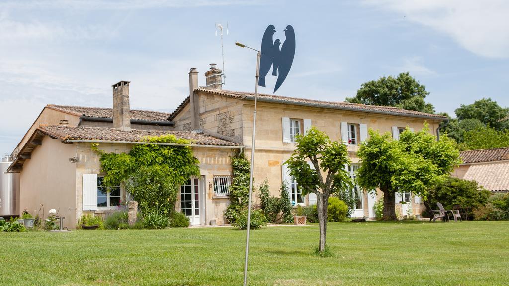 Chateau Nardou Saint-Sulpice-et-Cameyrac Exterior photo